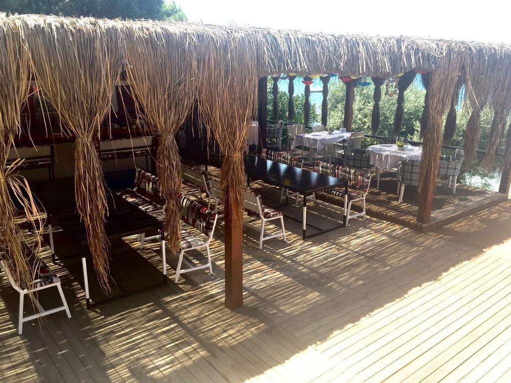 Hidden Garden Hotel Миляс Экстерьер фото